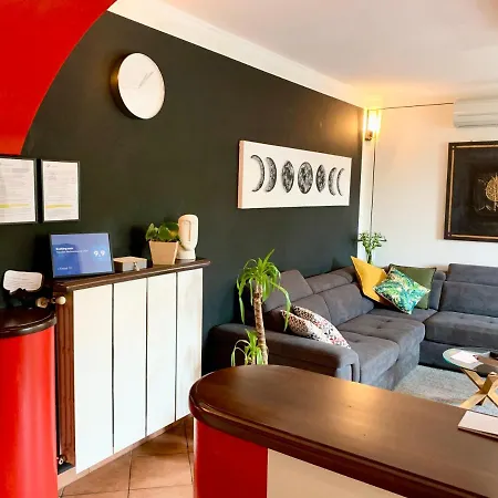 Lt-host 19 Apartment Pocapaglia